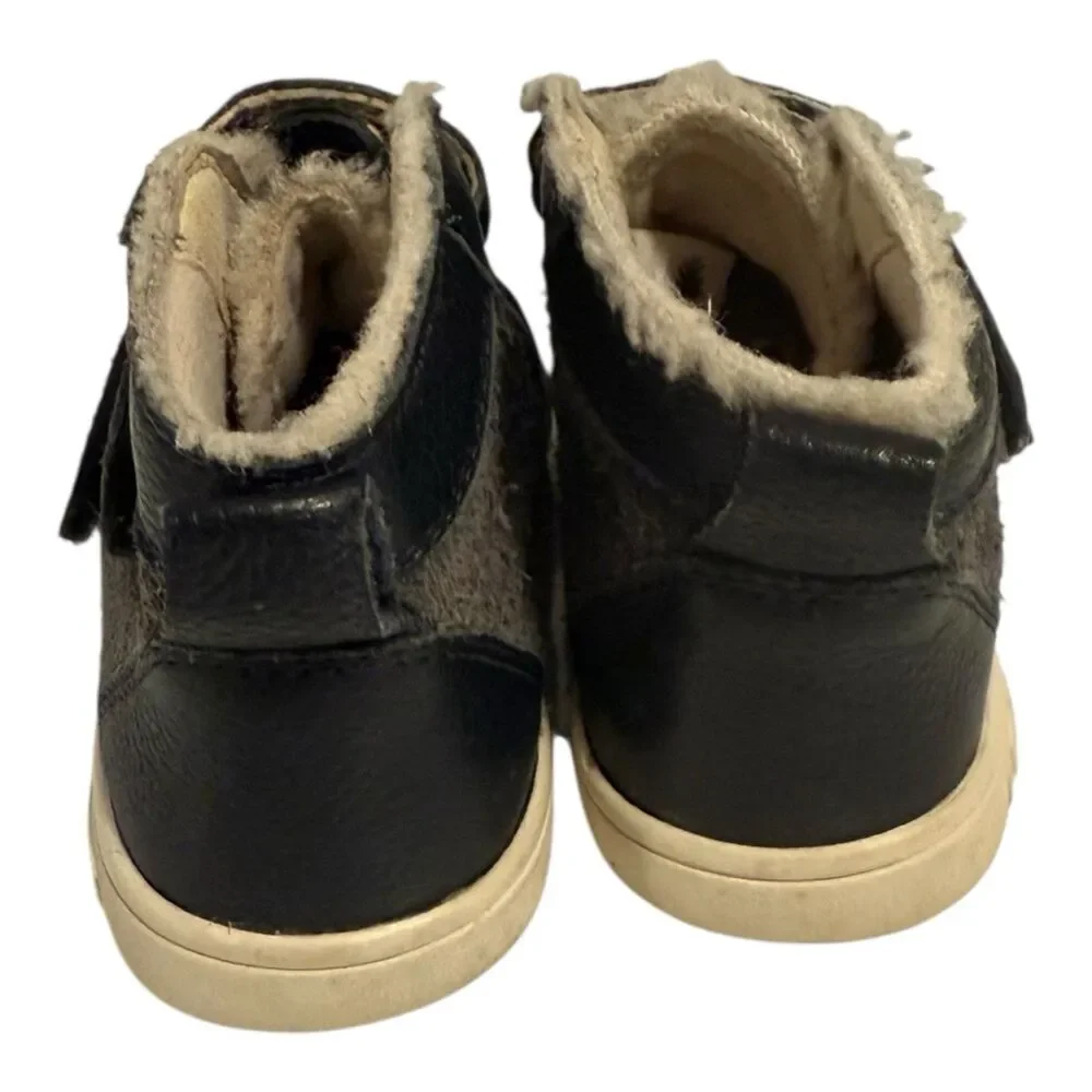 UGG Rennon II Size 7 Leather High Top Shoes Navy Blue Lined Toddler Boys Kids